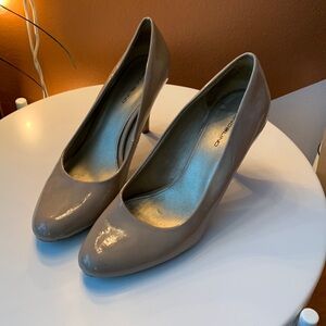 bandalino heels size 11 great condition